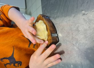 fabrication du beurre bio à la ferme